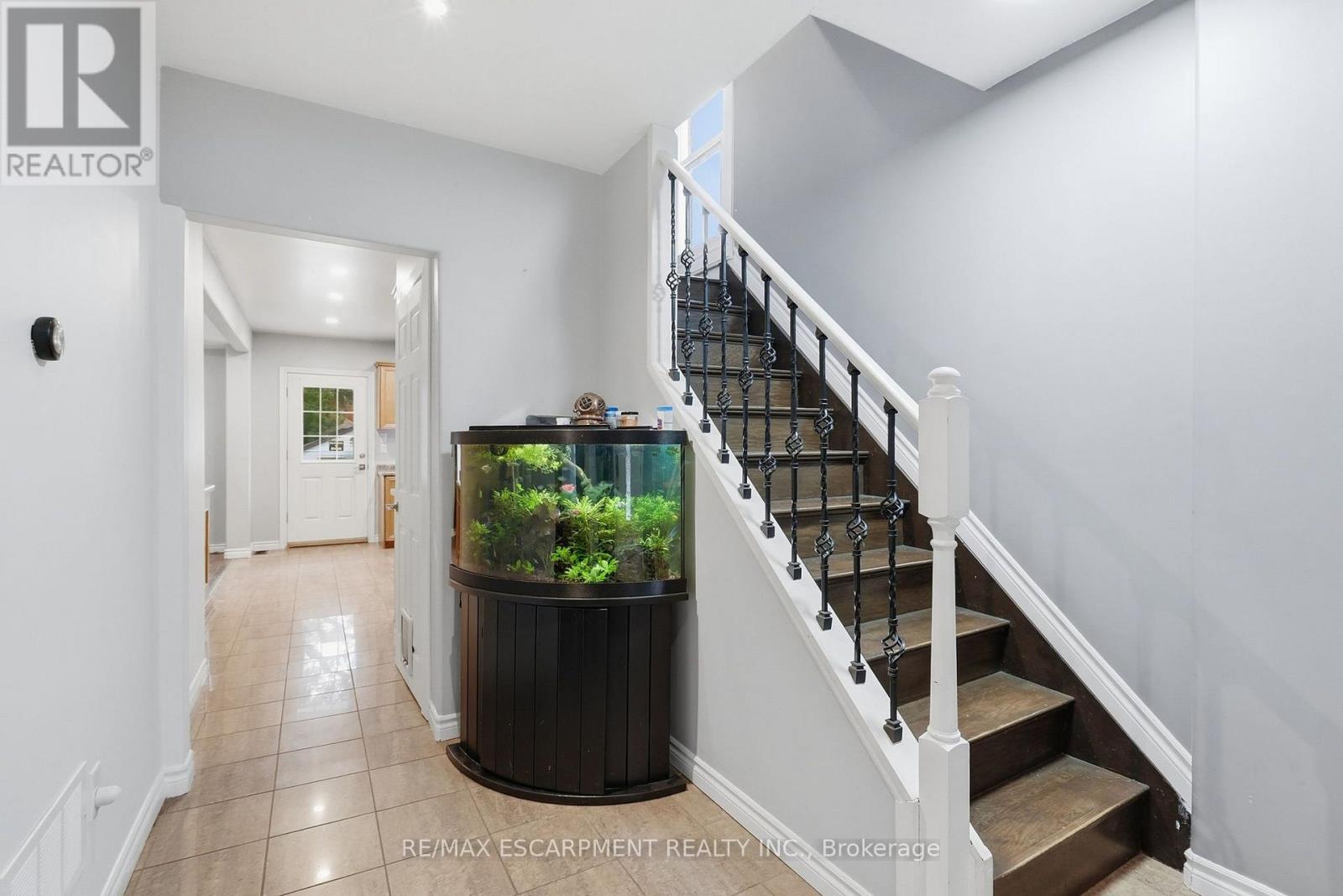32 Oak Avenue, Hamilton, ON photo 5