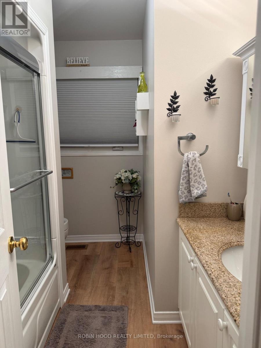 2469 Innes Road, Ottawa, ON photo 9