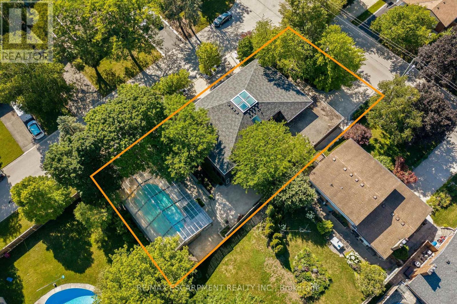 78 Terrace Drive, Hamilton, ON photo 2