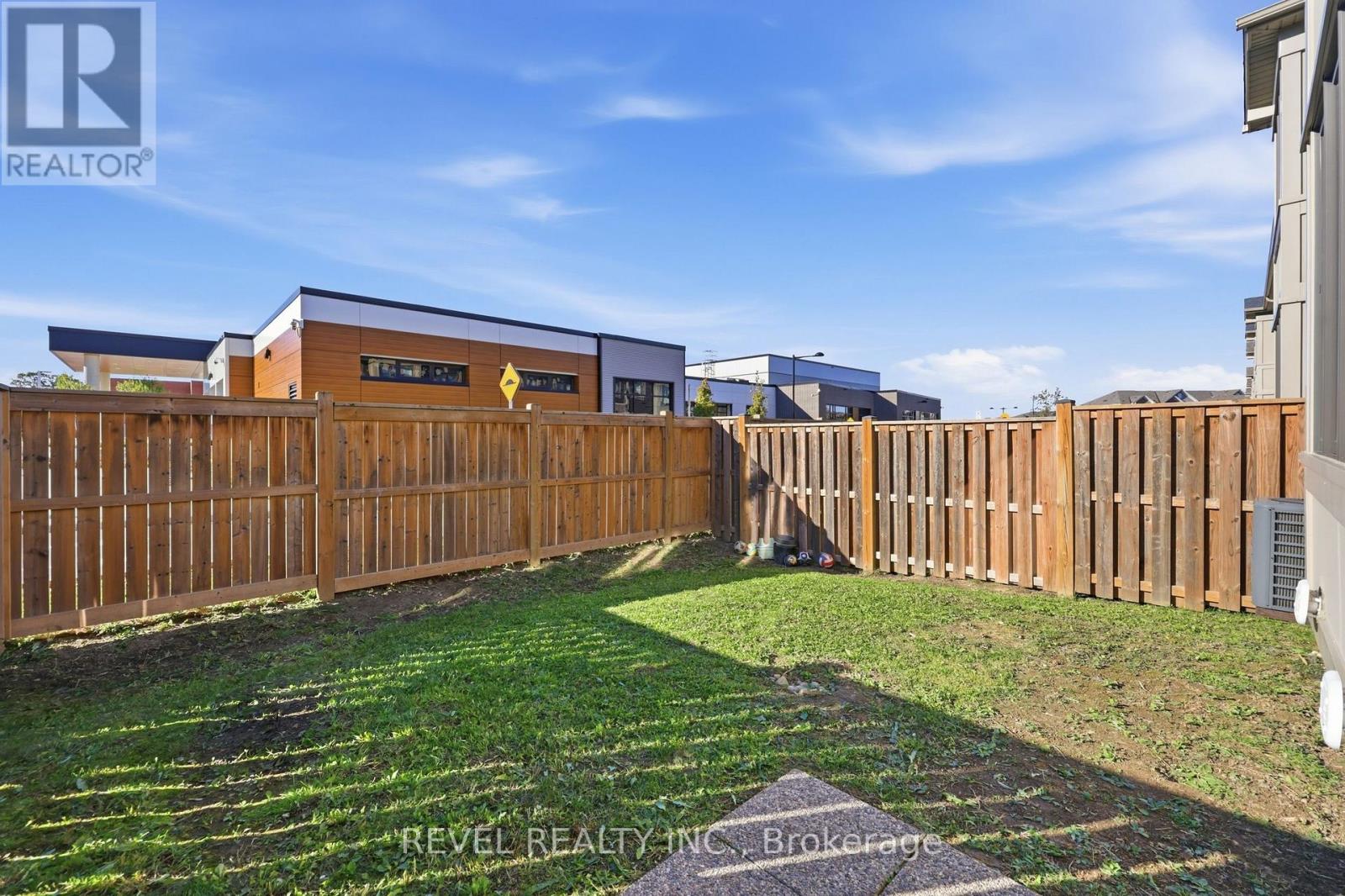 19 HIBISCUS Lane, Hamilton, ON photo 30