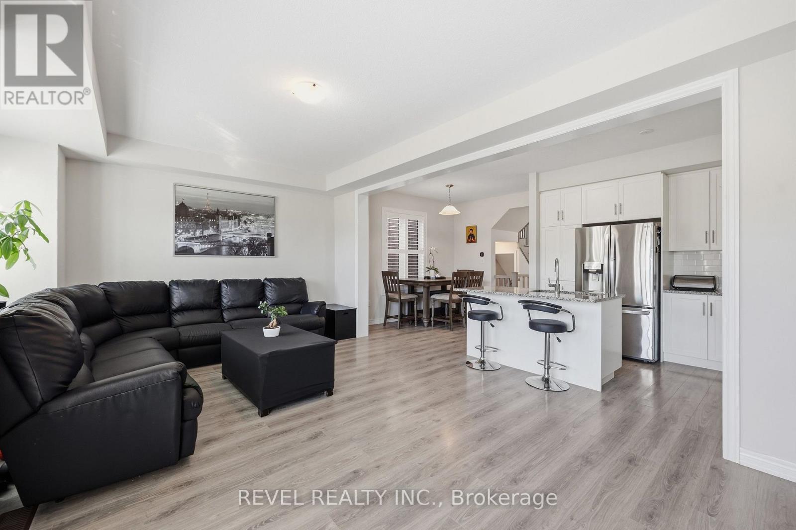 19 HIBISCUS LANE - 6