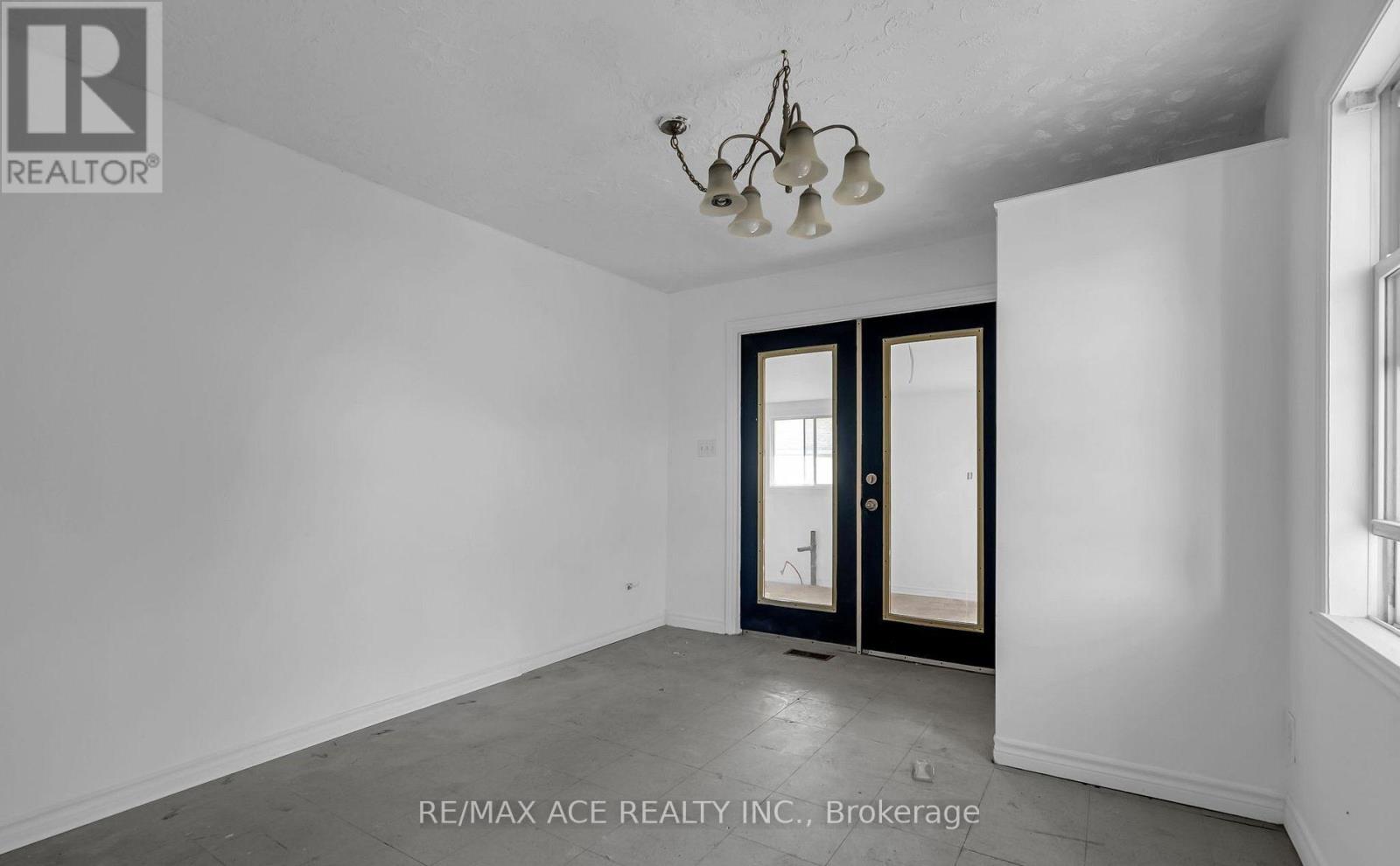 1606 Pitt Street, Cornwall, ON photo 22
