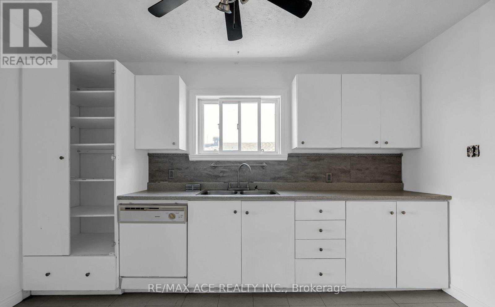 1606 Pitt Street, Cornwall, ON photo 7