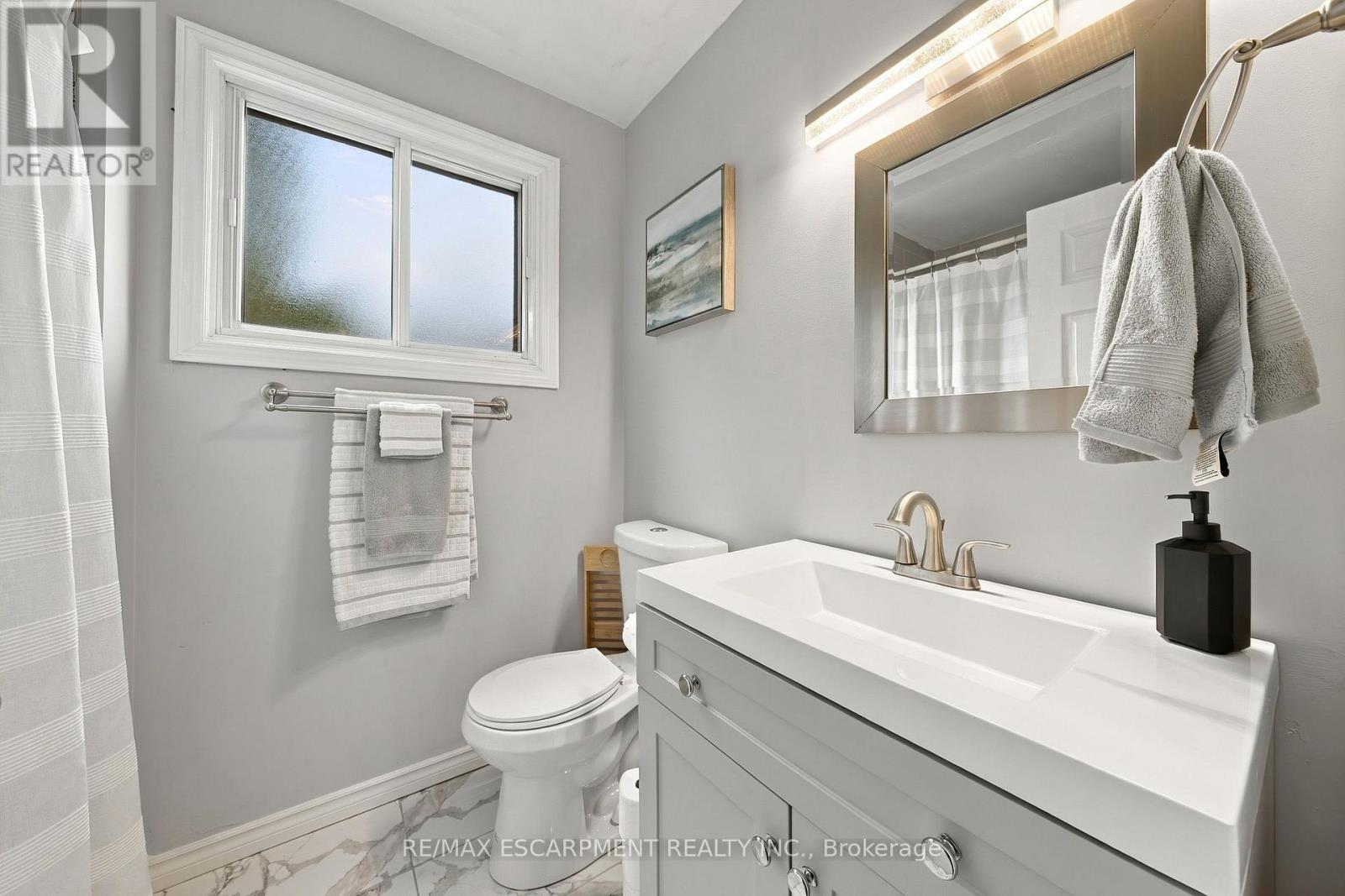 429 Limeridge Road West, Hamilton, ON photo 10