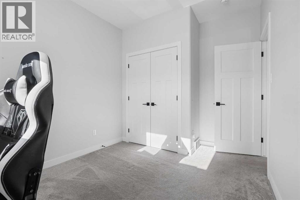 1369 Pacific Circle W, photo 22 of 46