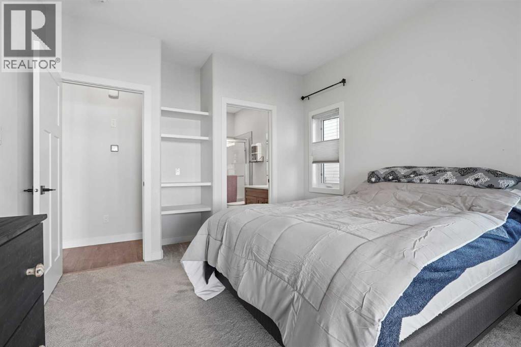 1369 Pacific Circle W, photo 13 of 46