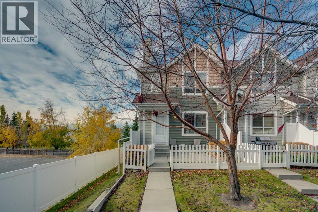 60 Tuscany Court NW photo 34