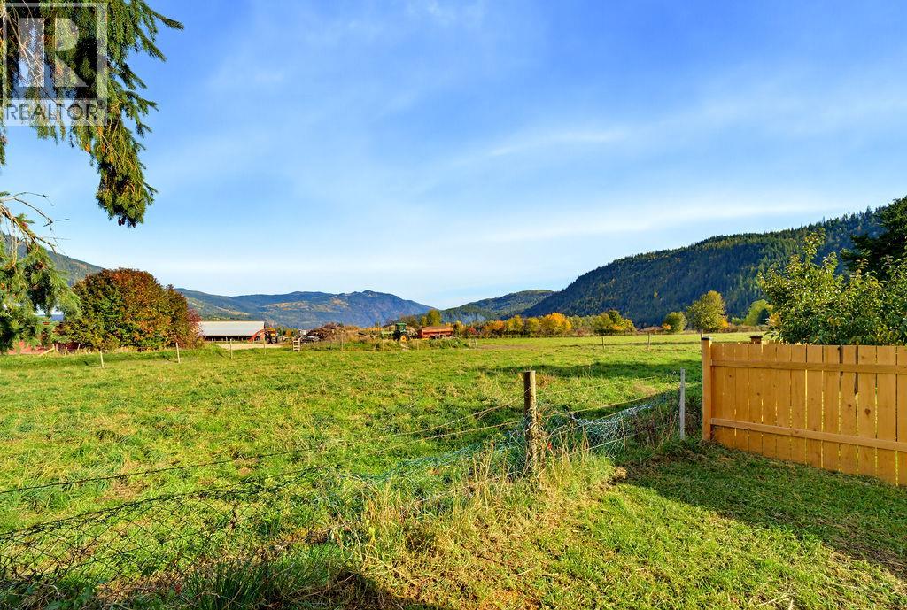 1230 Maclean McPherson Road - 40