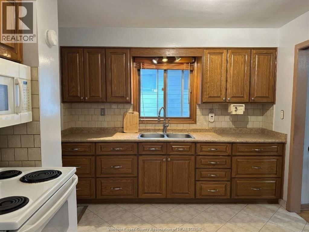 2938 RUSHTON DRIVE, Windsor — photo 5