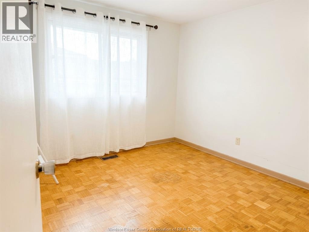 2938 RUSHTON DRIVE, Windsor — photo 7