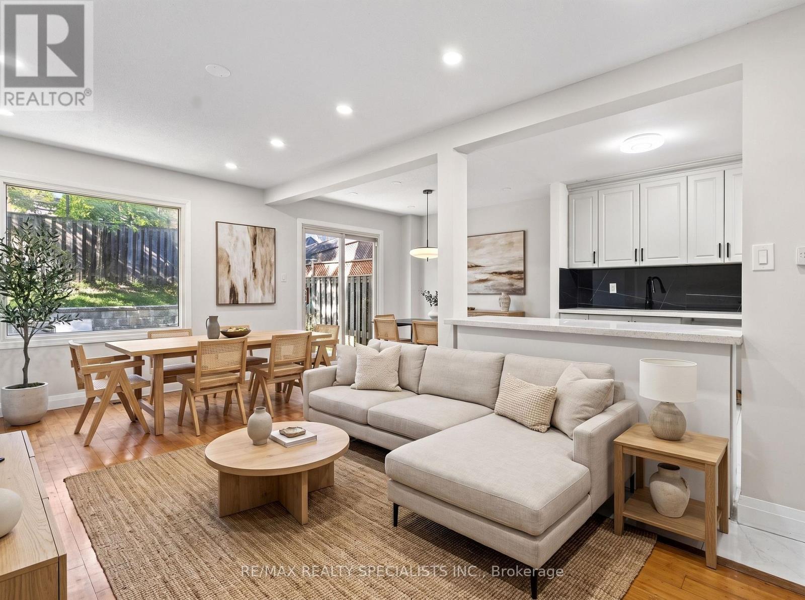 4134 CLEVEDON DRIVE - 11