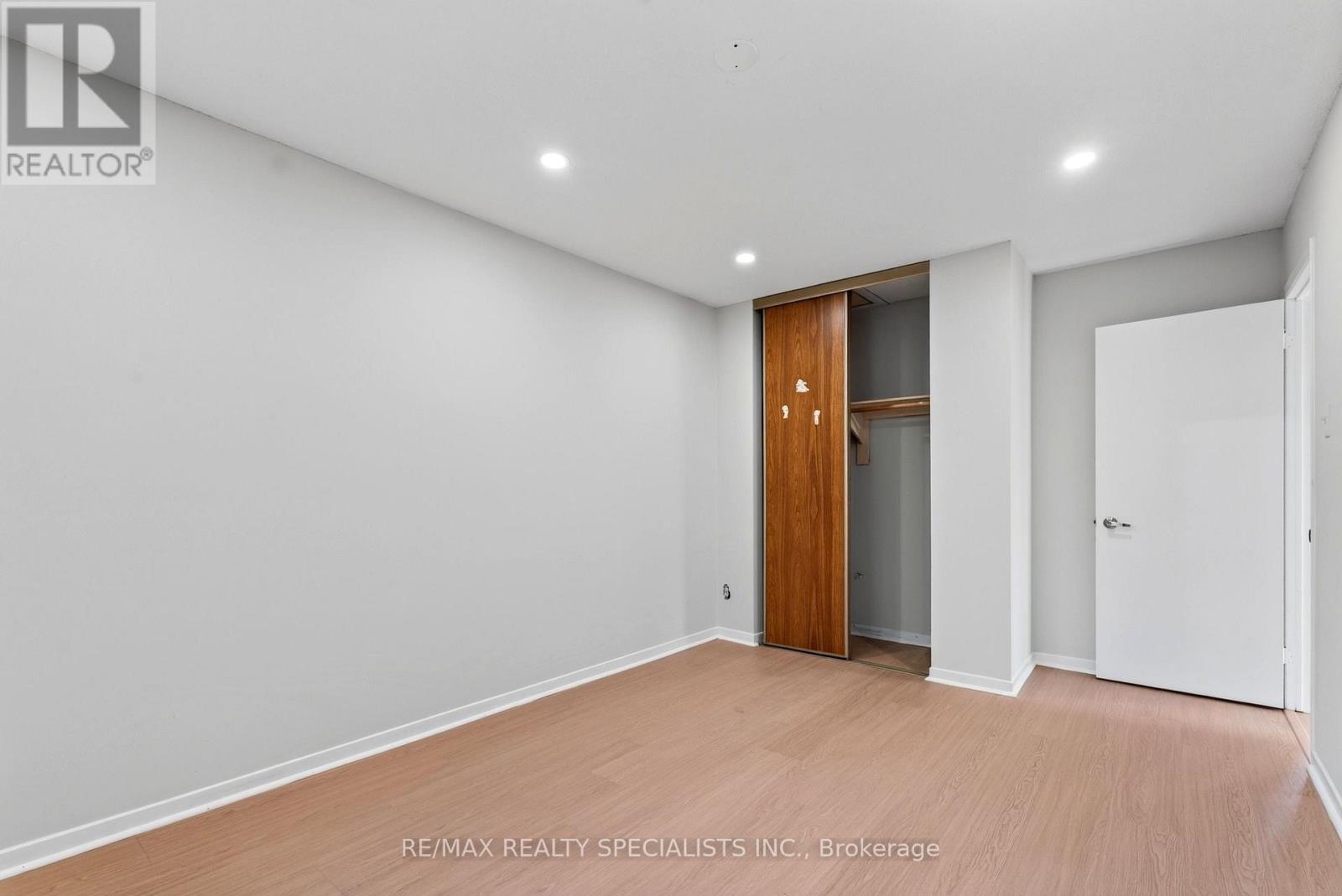 4134 CLEVEDON DRIVE - 26