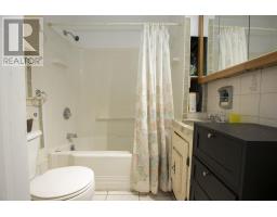 196 Elmwood Ave, Sault Ste  Marie, ON P6B4W4 Photo 17