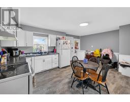 10-12 Manitou Crescent, Loyalist, ON K7N1B6 Photo 11