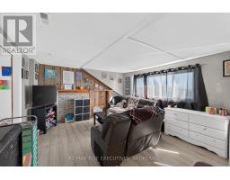 10-12 Manitou Crescent, Loyalist, ON K7N1B6 Photo 18
