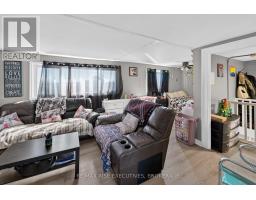 10-12 Manitou Crescent, Loyalist, ON K7N1B6 Photo 19