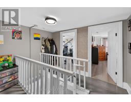 10-12 Manitou Crescent, Loyalist, ON K7N1B6 Photo 8