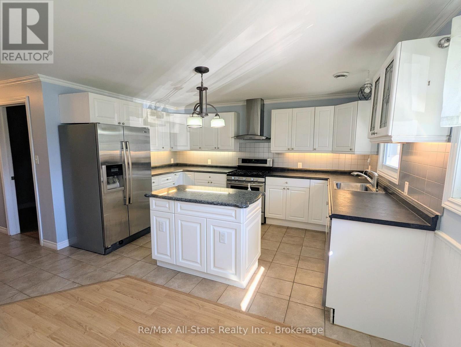 32 Churchill Crescent, Kawartha Lakes, ON photo 9