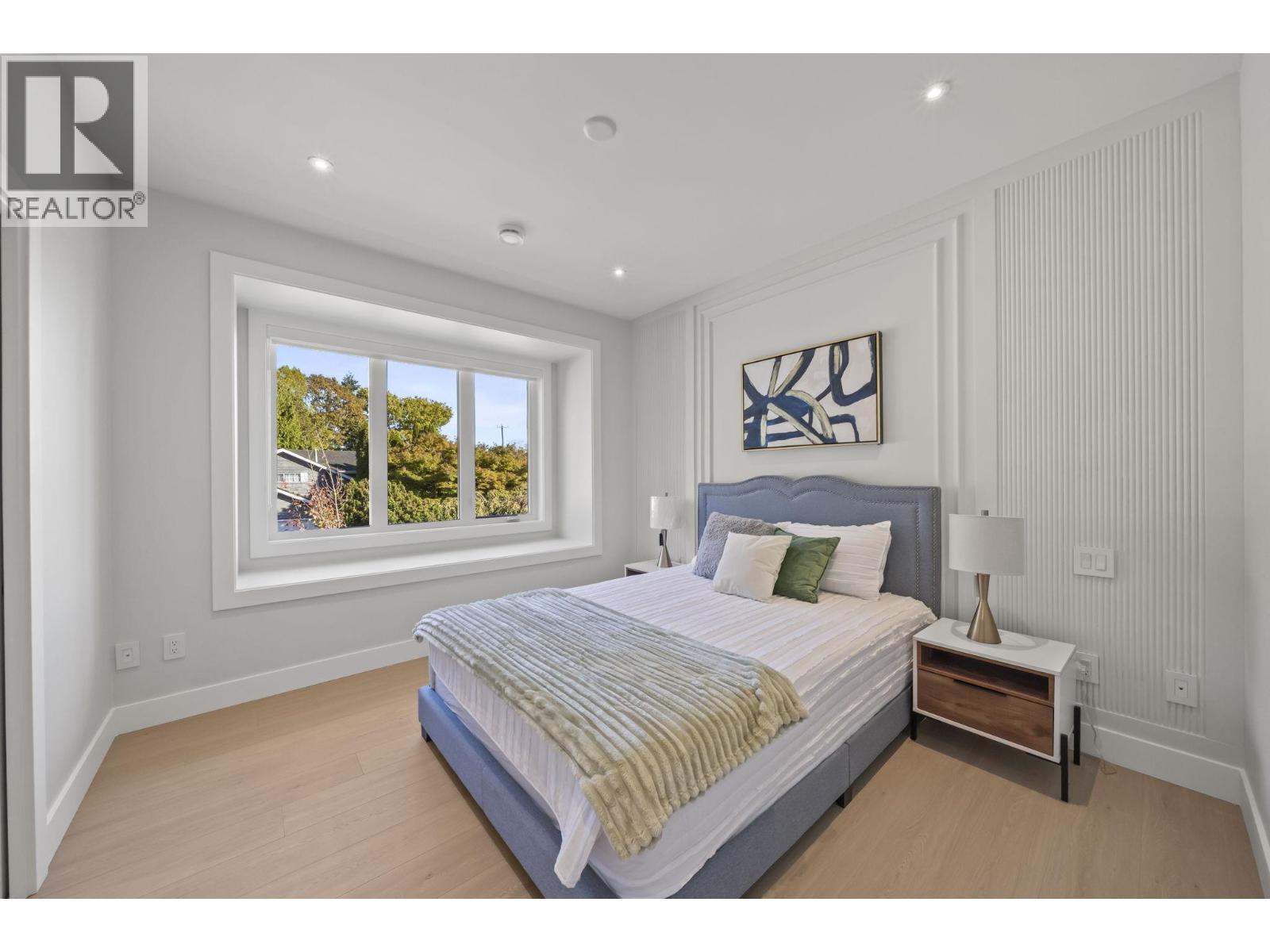 Photo of 1 10931 SOUTHPORT ROAD 21