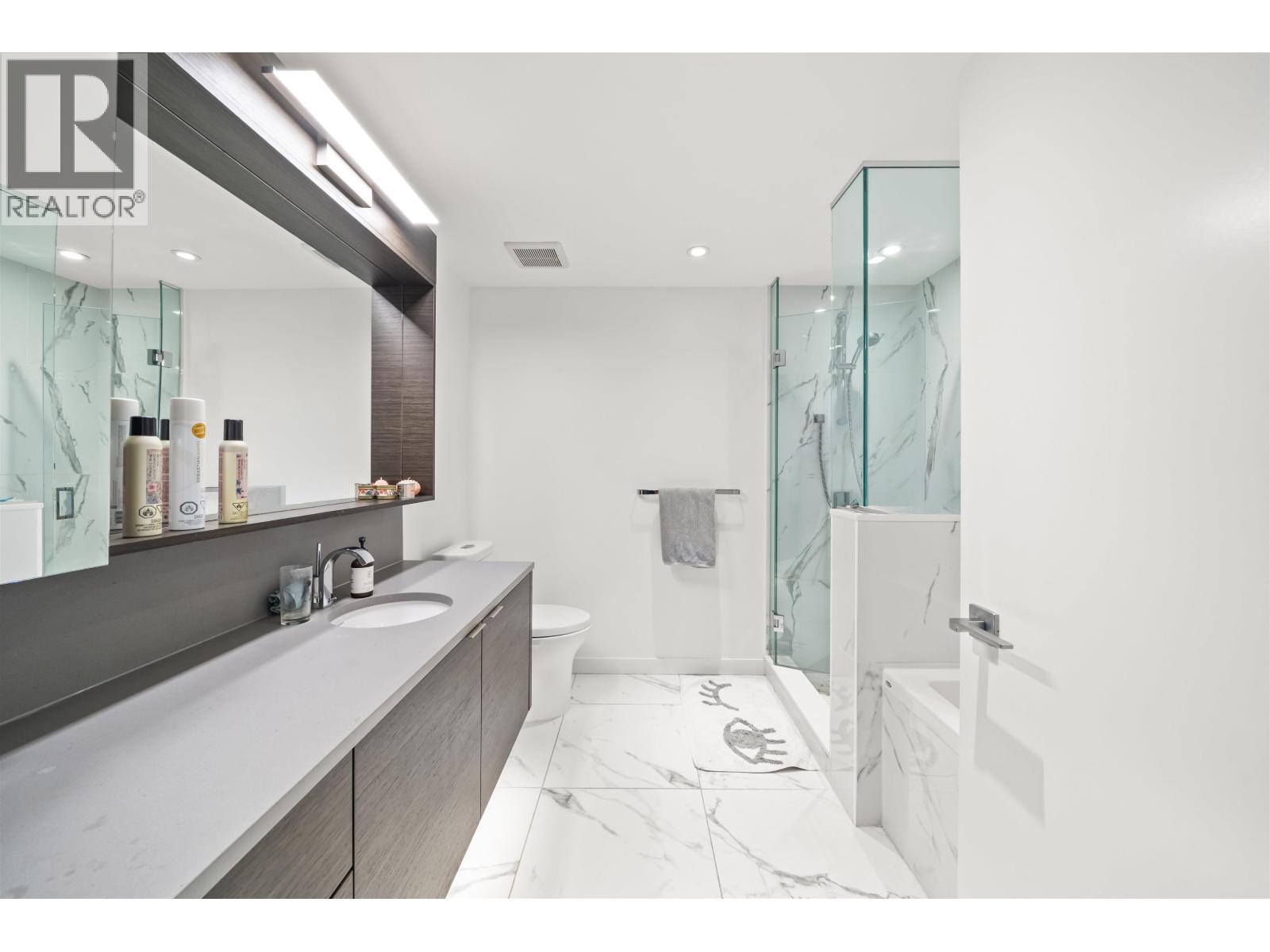 904 1678 PULLMAN PORTER STREET, Vancouver - Image 1