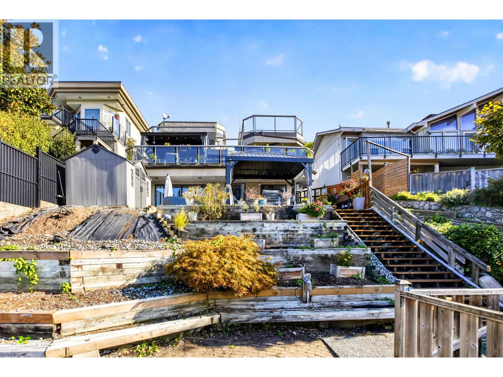 Photo of 1112 ALDERSIDE ROAD 31