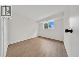 3085 Kingsway Drive Unit# 21, Kitchener, ON N2C2P1 Photo 14