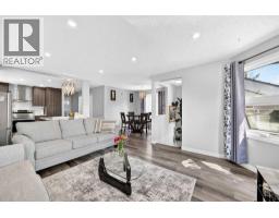 4pc Bathroom - 76 Aberfoyle Close Ne, Calgary, AB T2A6S6 Photo 6