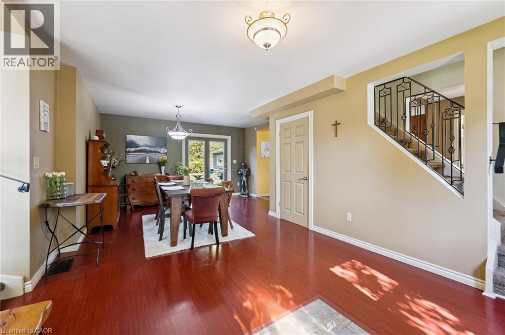 74 SELKIRK Street - 6