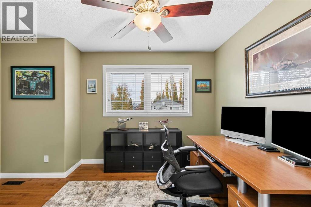 278 Douglasdale Point SE photo 20