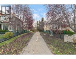 278 Douglasdale Point Se, Calgary, AB T2Z3A2 Photo 40