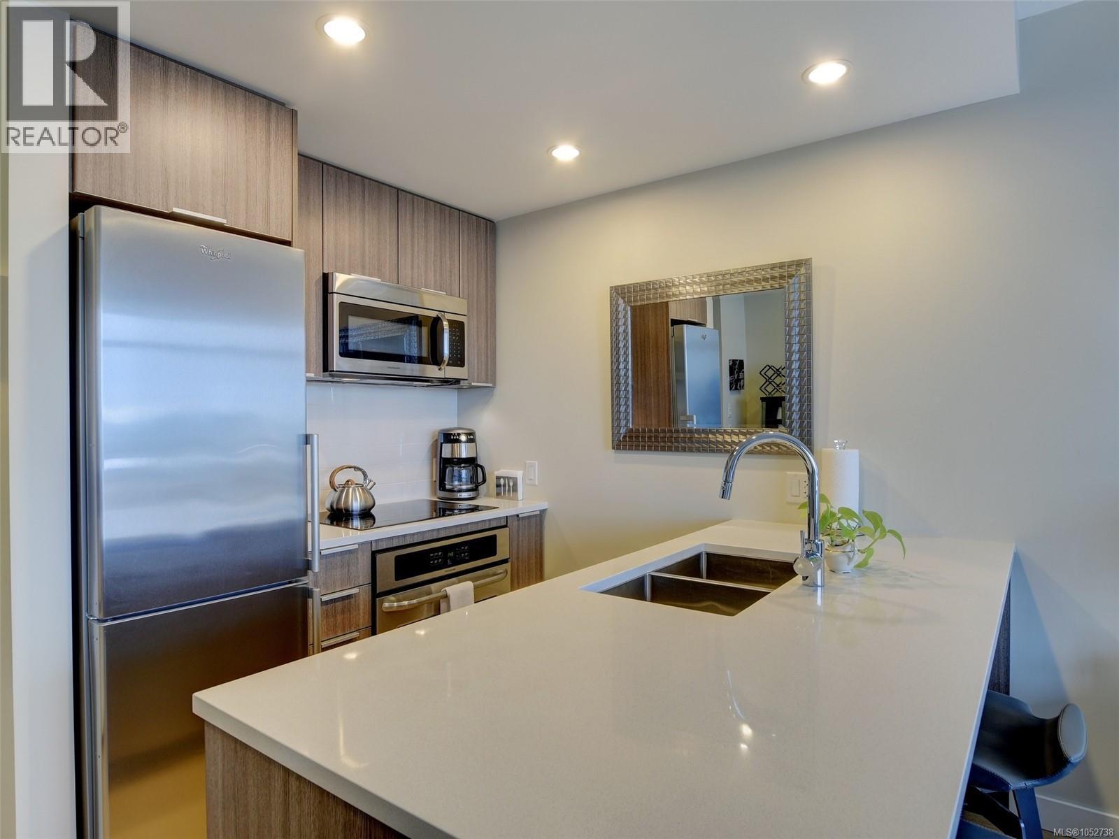 1010 728 Yates Street, Victoria