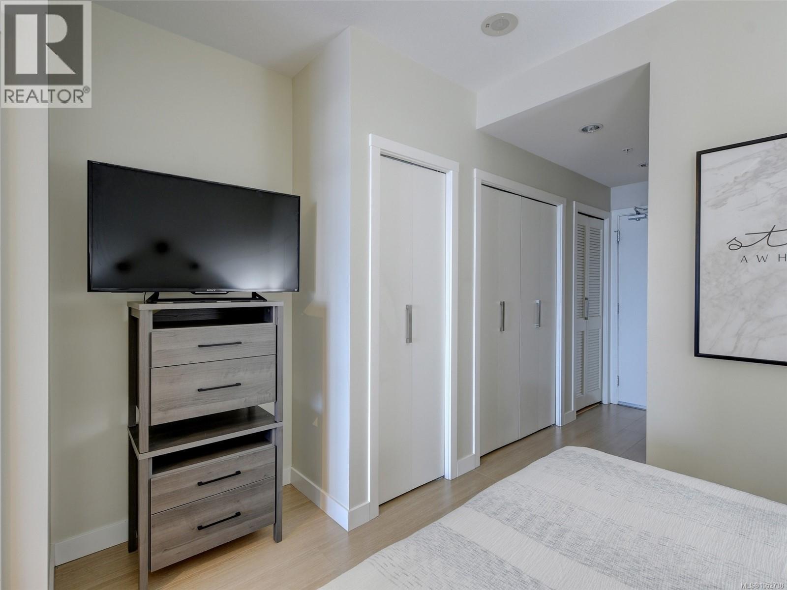 1010 728 Yates Street, Victoria