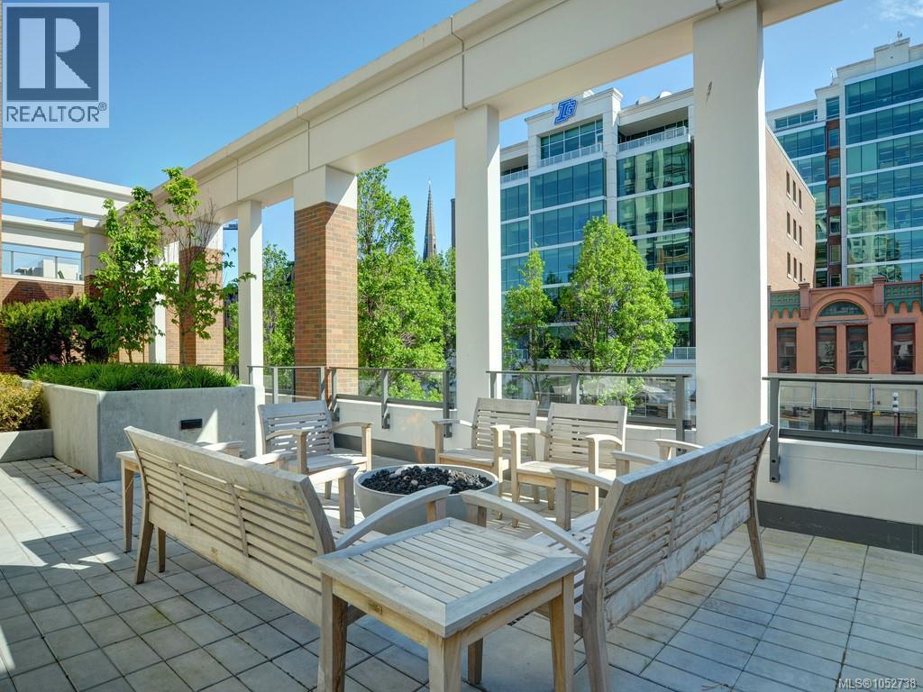 1010 728 Yates Street, Victoria