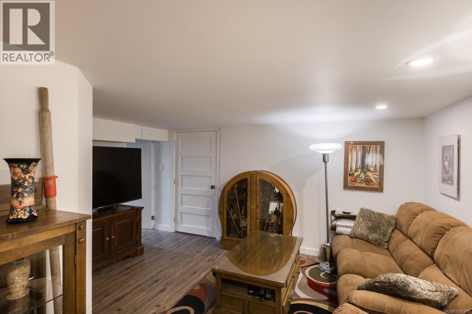 10639 Blue Heron Rd - 22