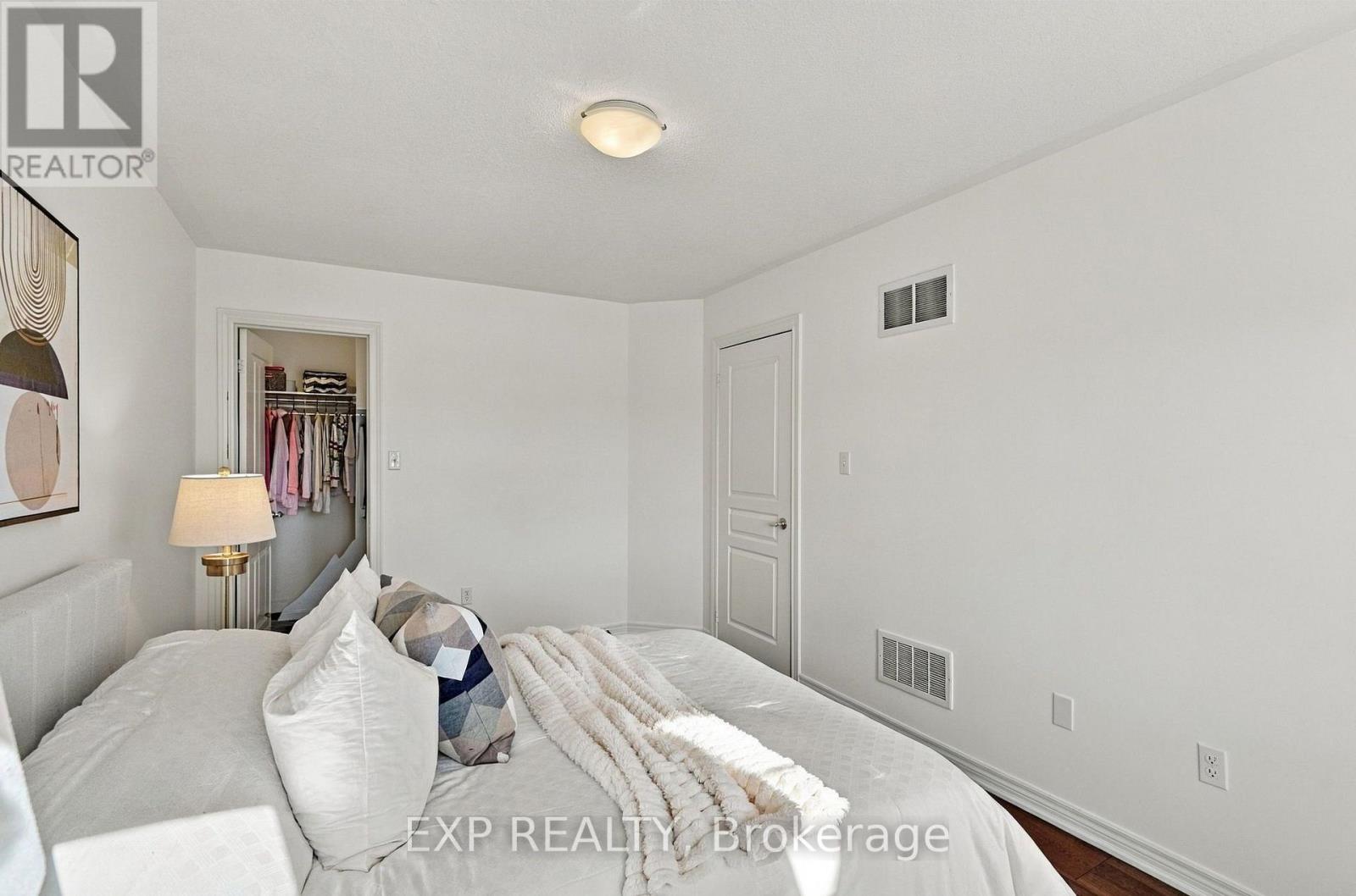 262 Wilfred Murison Avenue, Markham, ON photo 24