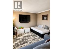 149 Lakeburn Avenue, photo 4