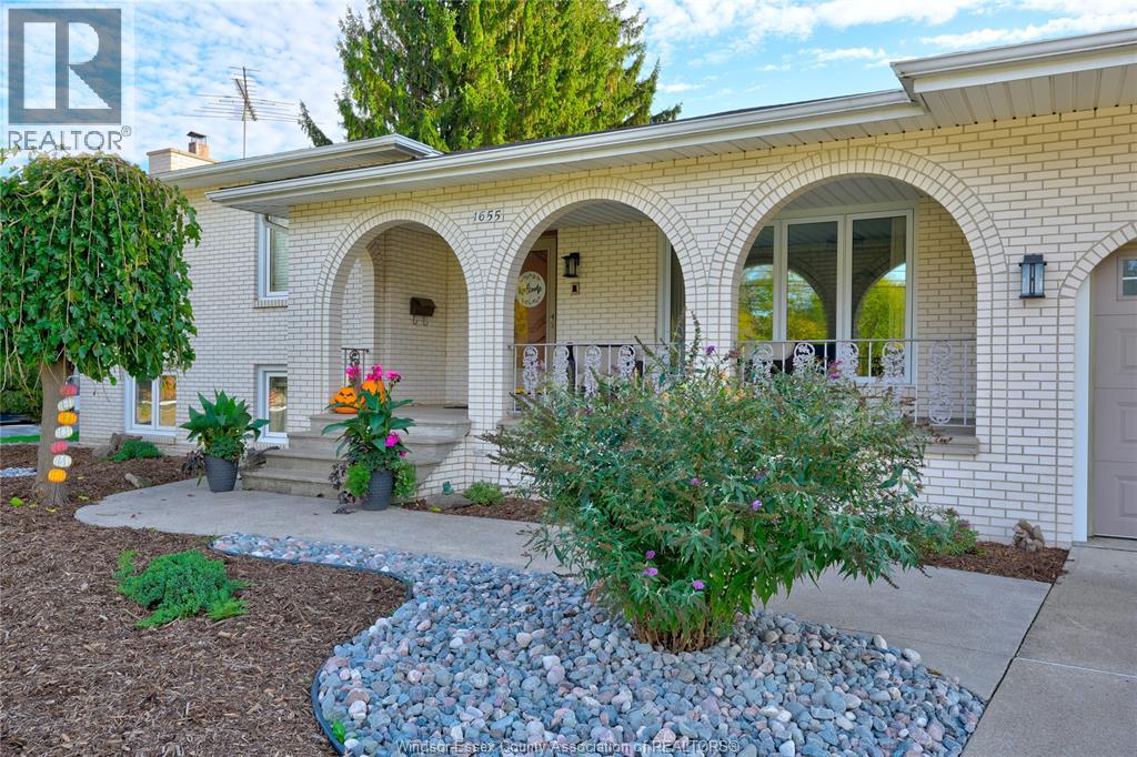 1655 ORFORD - 6