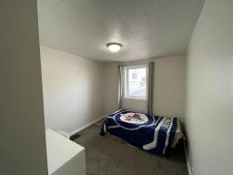 424 Mountain Avenue, Neepawa, MB R0J1H0 Photo 12