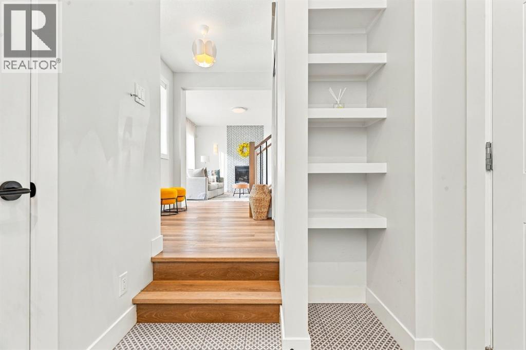 24 Yorkville Terrace SW photo 23
