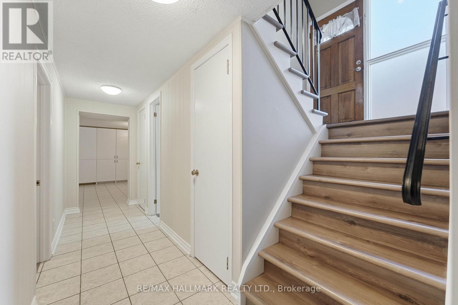 198 Weldrick Road West, Richmond Hill, ON photo 14