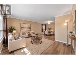 Bedroom 2 - 198 Weldrick Road W, Richmond Hill, ON L4C3V3 Photo 6