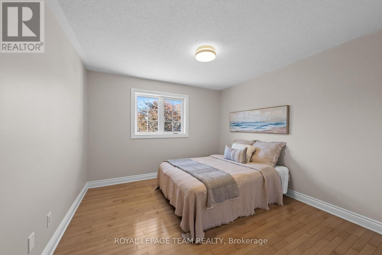 136 SHAUGHNESSY CRESCENT - 30
