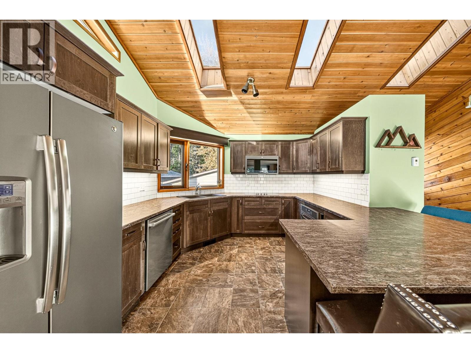 407 Maple Street - 13