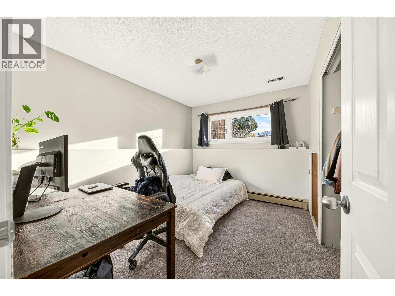 407 Maple Street - 43