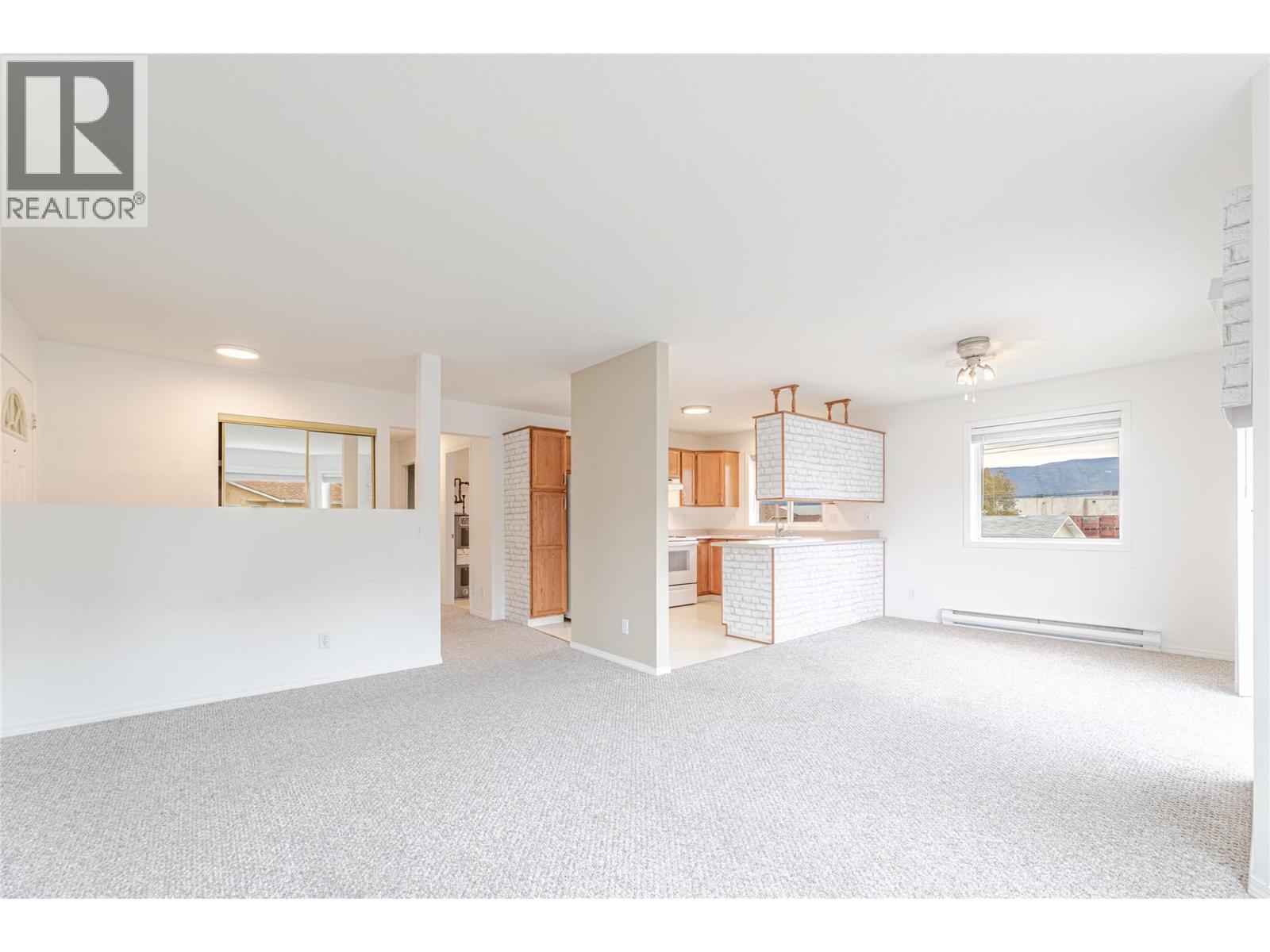 13014 ARMSTRONG Avenue Unit# 208, Summerland