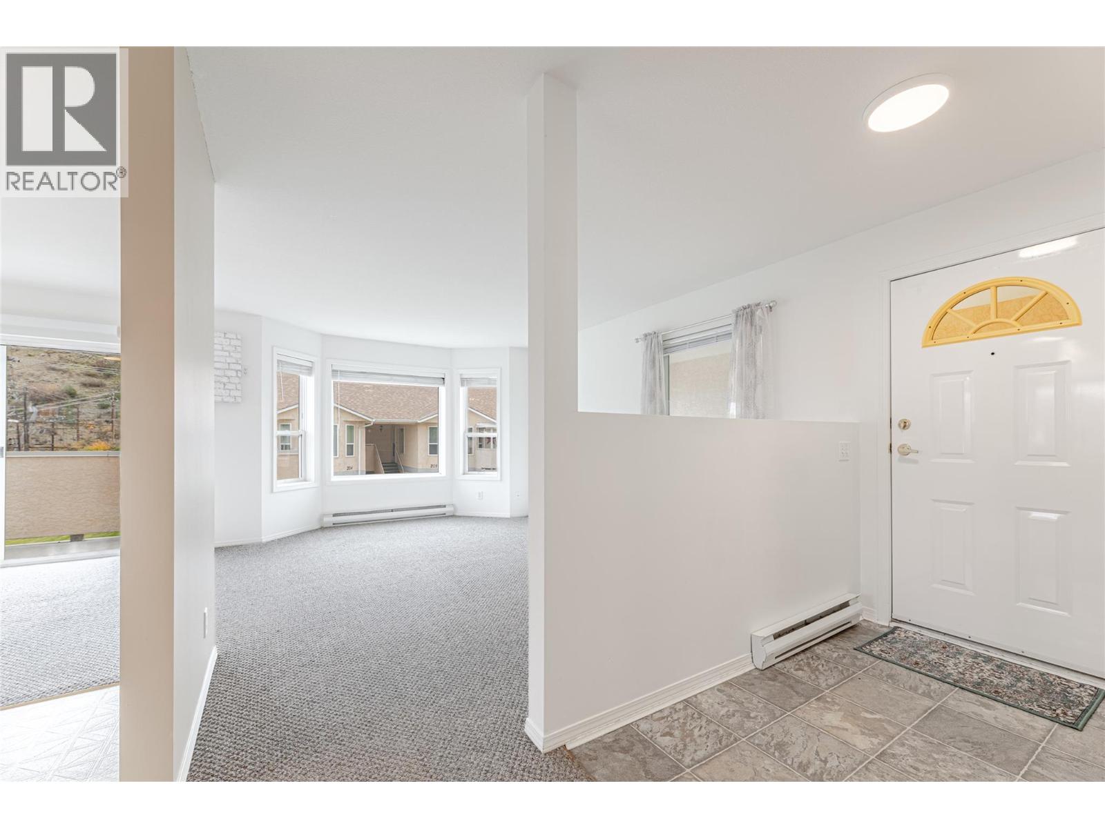 13014 ARMSTRONG Avenue Unit# 208, Summerland