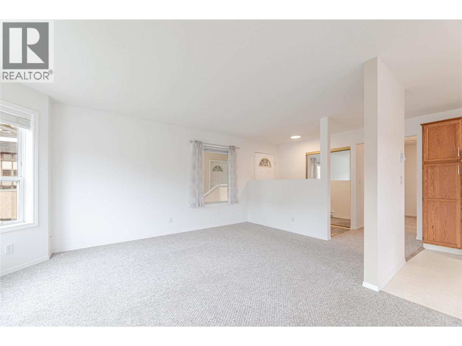 13014 ARMSTRONG Avenue Unit# 208, Summerland