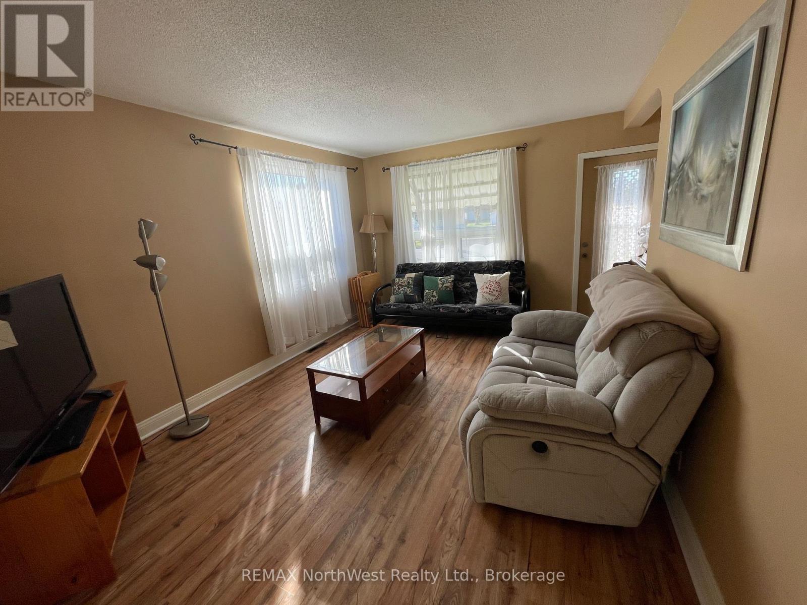 53 DAVIS STREET - 8