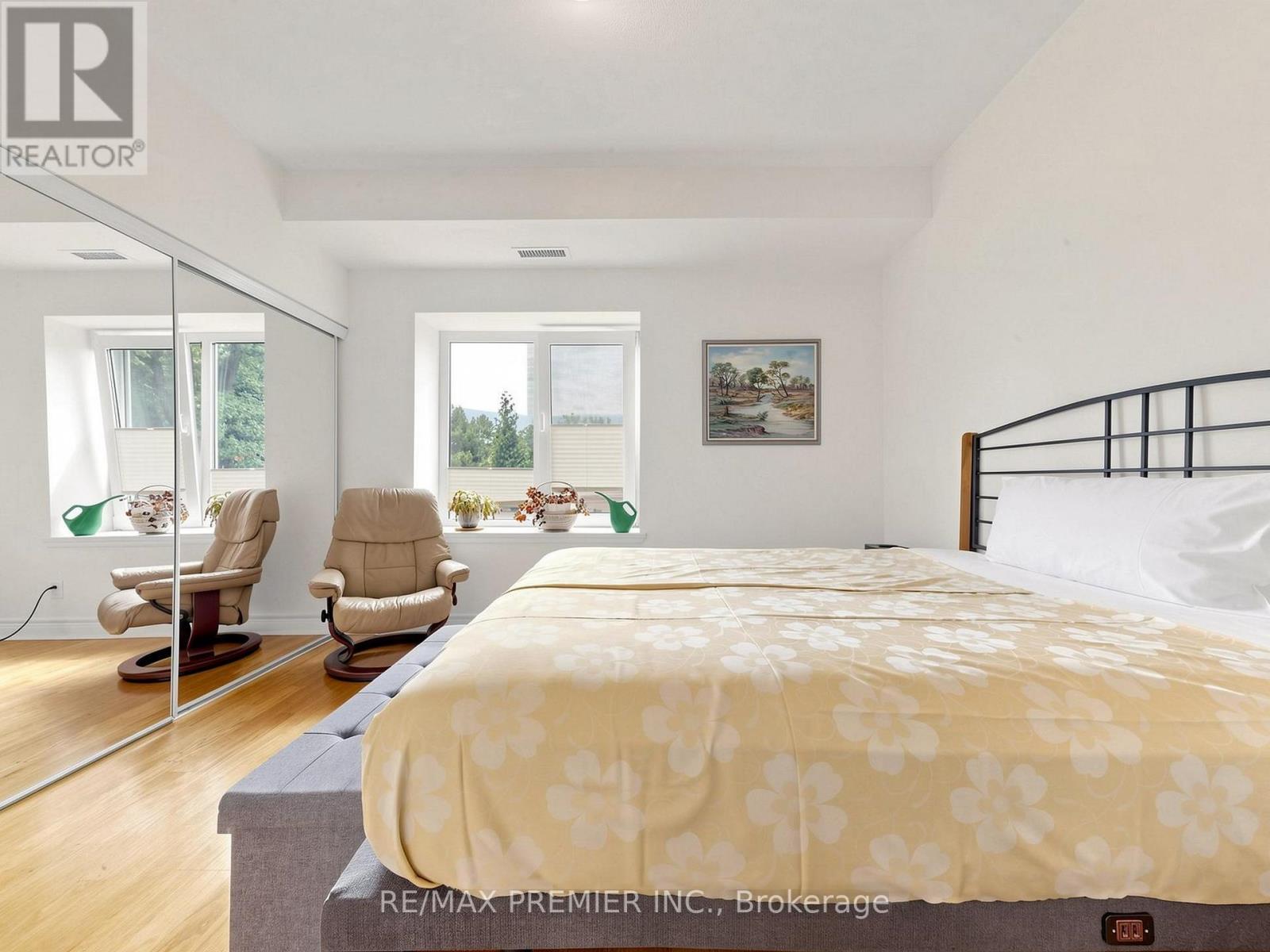 #301- 30 Anglesey Boulevard, Toronto, ON photo 21