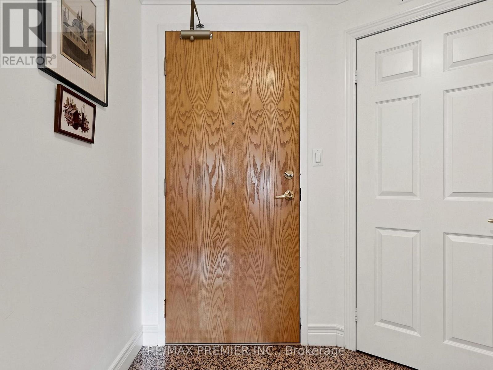 #301- 30 Anglesey Boulevard, Toronto, ON photo 36